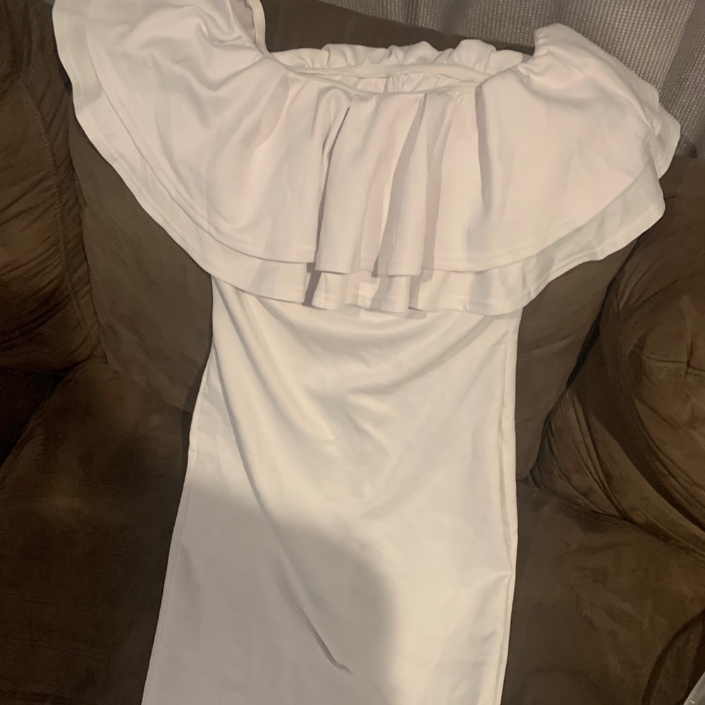 Off the shoulder plain white dress